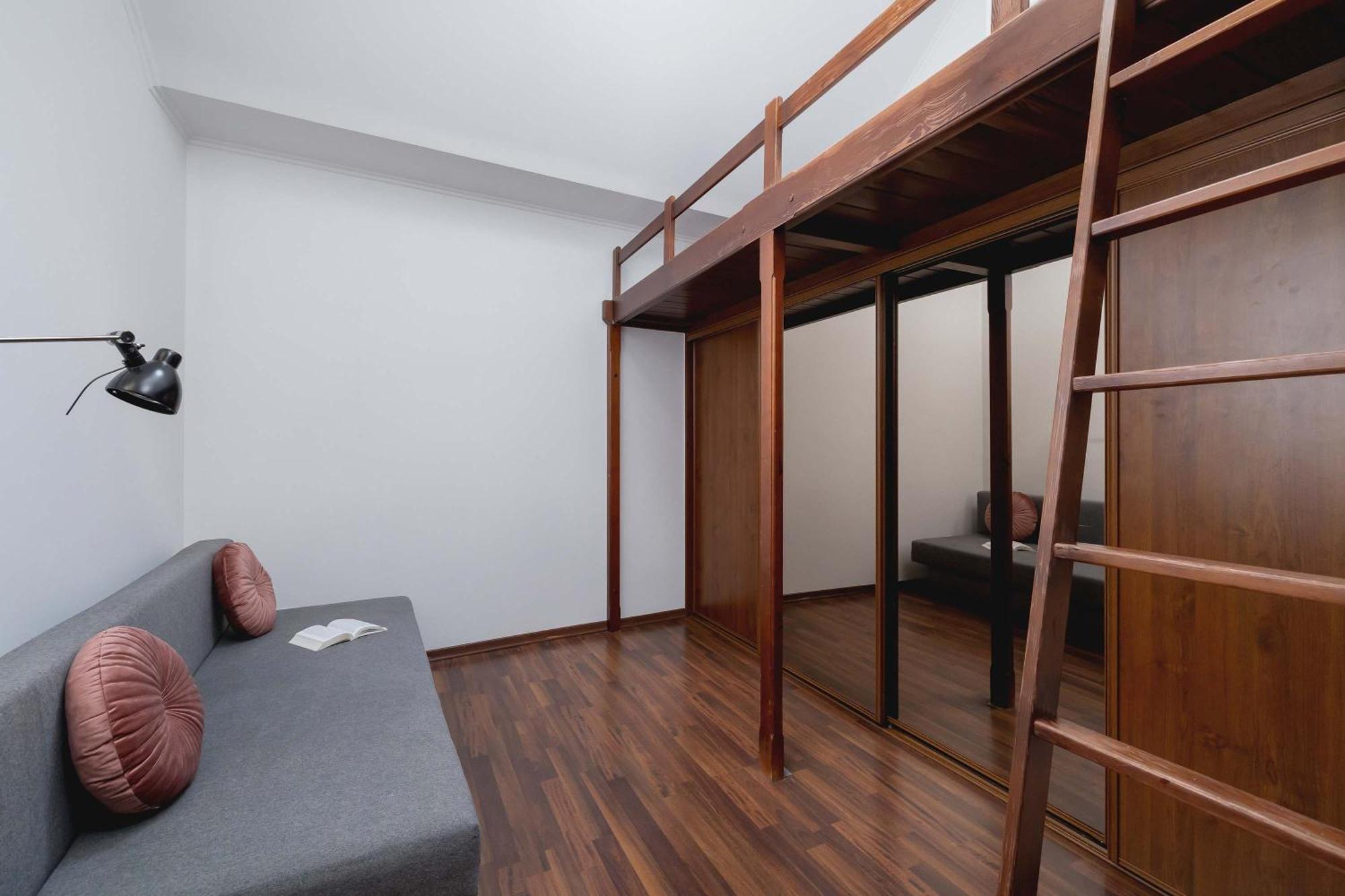 Apartment Asnyka Wyjatkowy W Centrum Krakowa By Renters Krakow